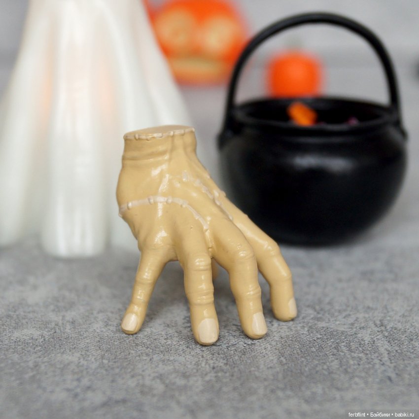 Набор для Хэллоуина №6 в масштабе 1:6 (фото 7)