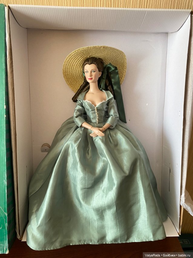 Scarlett May Tara Tonner — Фэшн