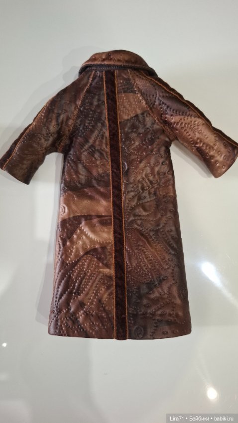 Пальто стеганое на девочек 1/4