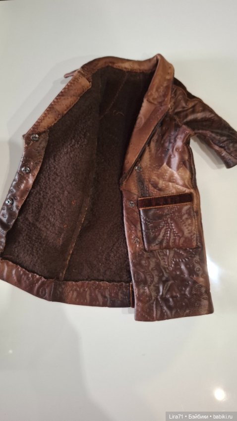 Пальто стеганое на девочек 1/4