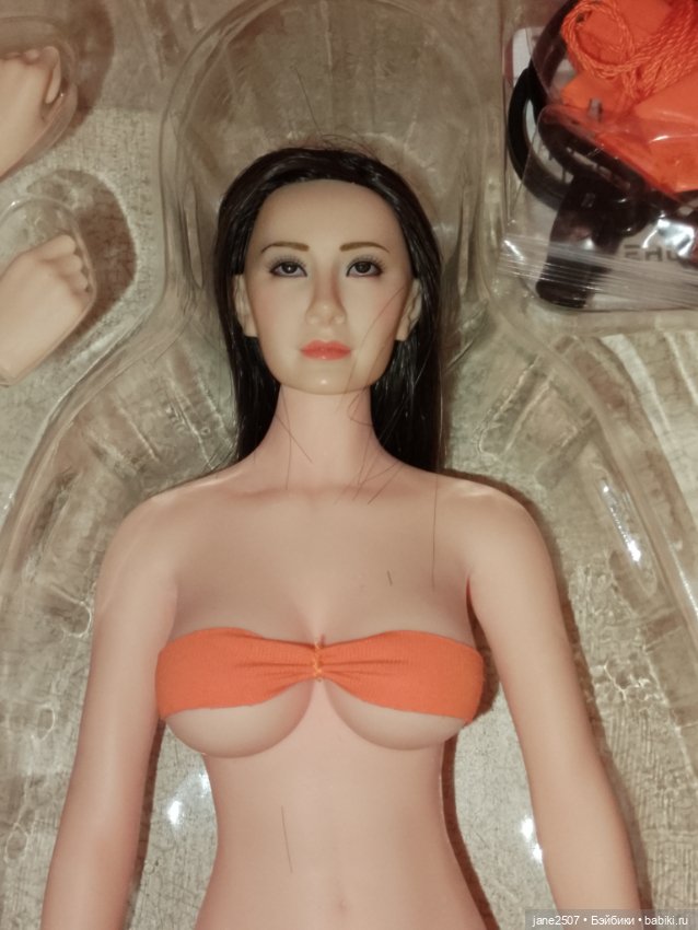 Бесшовная шарнирная кукла Фицен Phicen pllb2014-S07 (большой бюст) NRFB (фото 3)