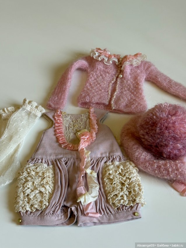 Аутфит на Роуз от dustofdolls