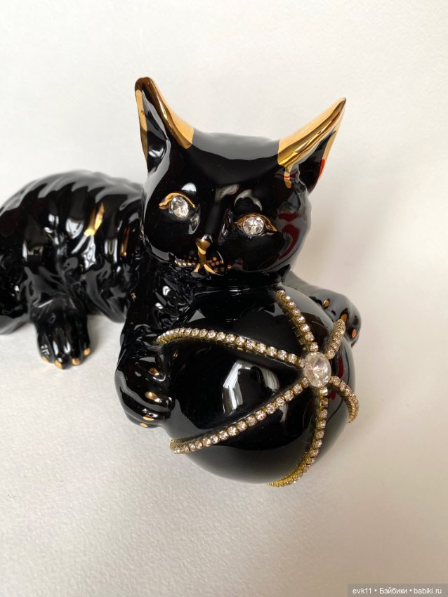 Фарфоровая фигурка Lefard Кошка с клубком