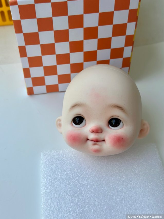 Большая голова Yeyedoll с крутым мейком (фото 3)