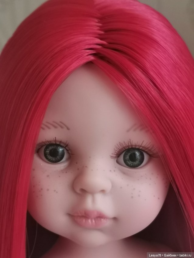 Кристи, прошитая искусственными трессами красного цвета, Паола рейна (фото 2)