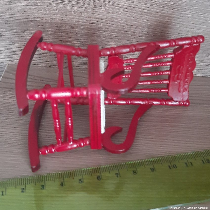 Кресло-качалка — Миниатюра для кукол (фото 7)