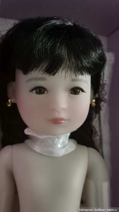 Ten Ping Ruby Red — Коллекционные куклы (фото 6)