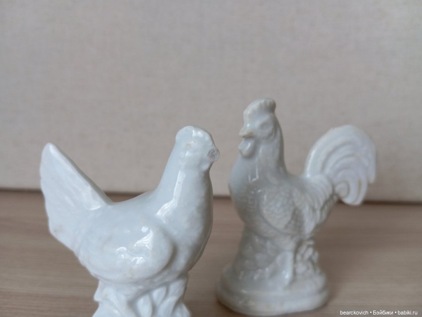 Пара антикварных фарфоровых статуэток "Курочка с петушком" (фото 5)