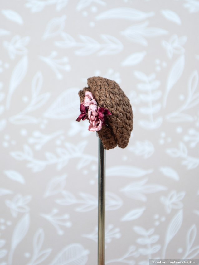 Соломенная шляпка берет для кукол с обхватом головы 9,5 см