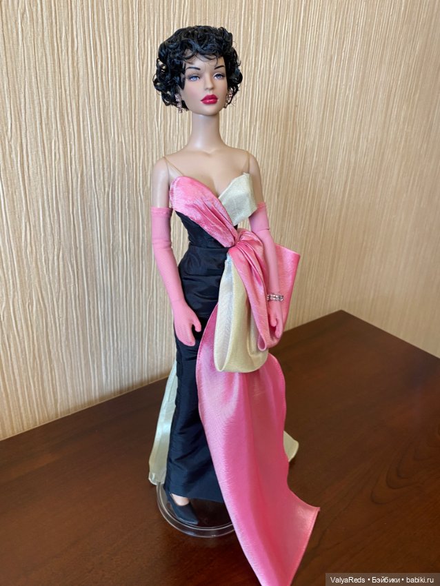 Short and Sassy — Фэшн (фото 3)