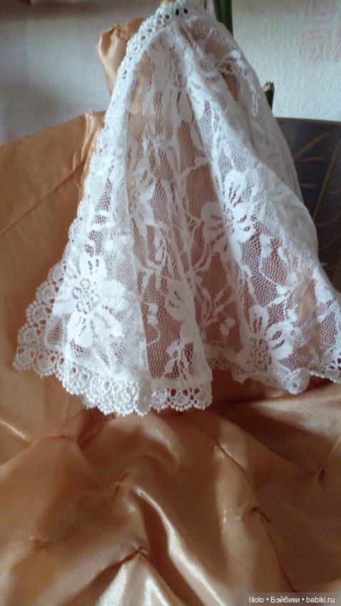 Манекен в платье Викторианской эпохи (фото 3)