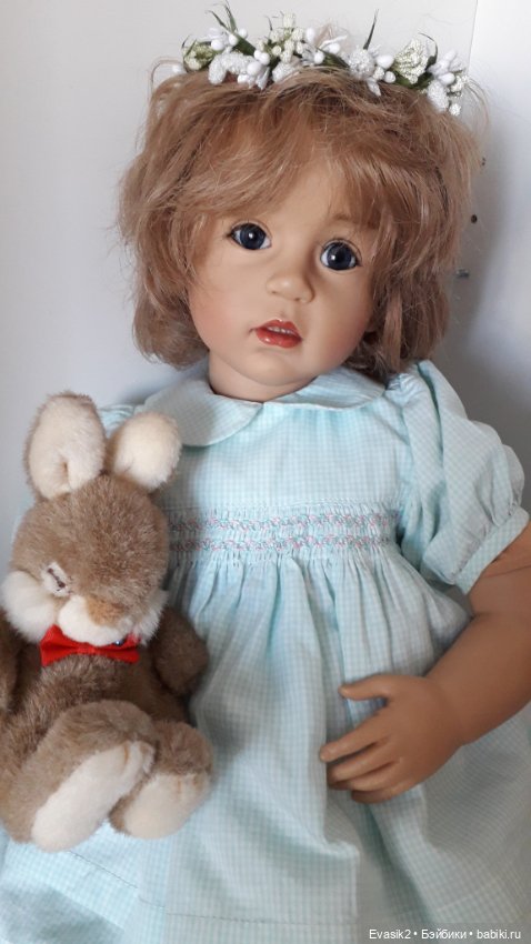 Коллекционная виниловая кукла (фото 2)