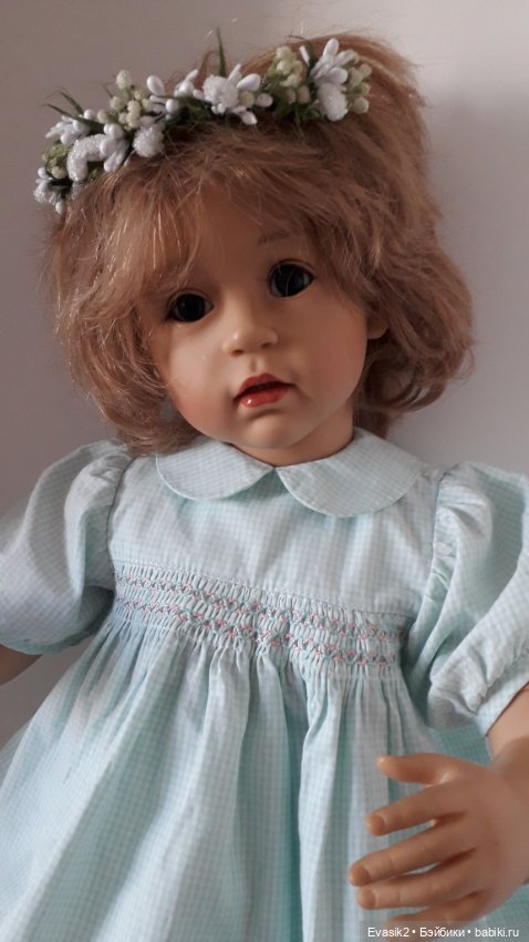 Коллекционная виниловая кукла (фото 5)