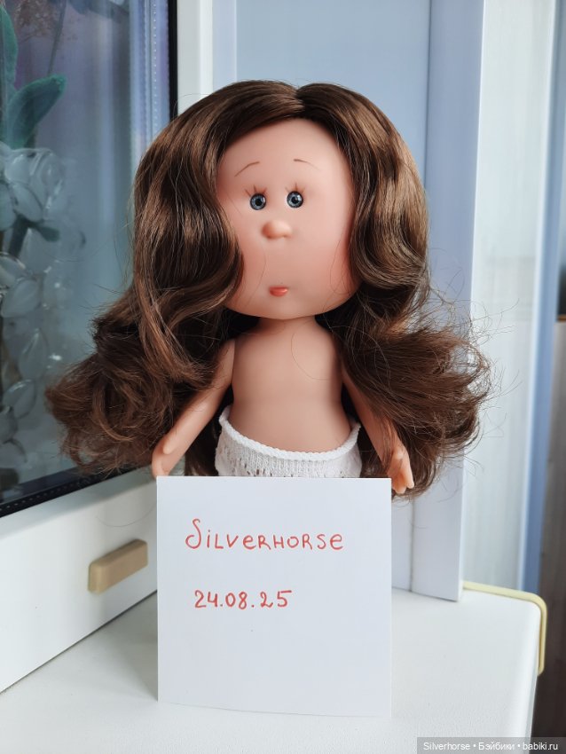 Little Mia d'Onil шатенка (фото 4)