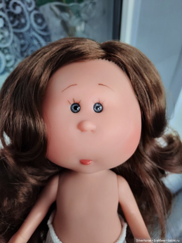 Little Mia d'Onil шатенка (фото 3)