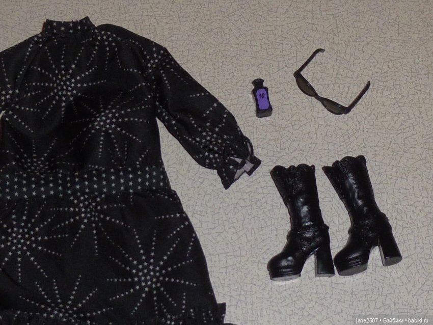 Полный аутфит коллекционной Барби Barbie Anna Sui новый (фото 2)