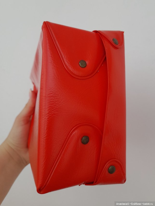 Винтажный чемоданчик ГДР,с окошком для пупсика (фото 3)