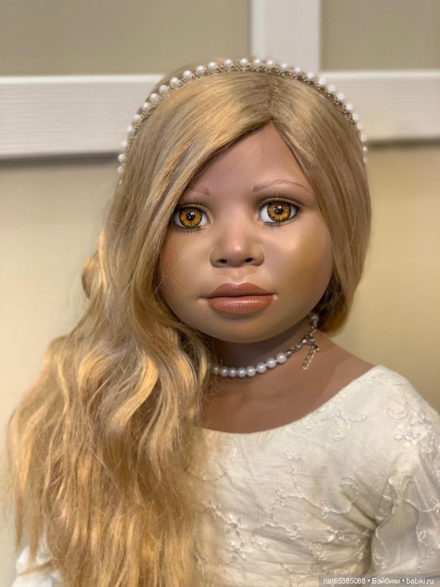 Коллекционная большая кукла фарфоровая