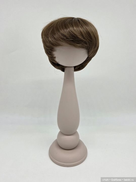 Парик для кукол, волосы короткие, цв.русый (10М), обхват головы 27 см, П-07 (фото 7)