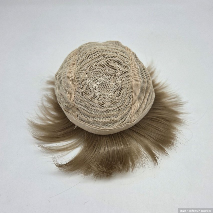 Парик для кукол, волосы короткие, цв.блонд бежевый (16), обхват головы 27 см, П-07 (фото 7)