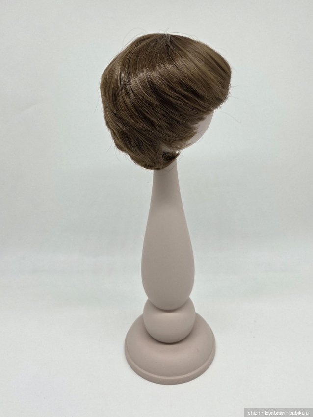 Парик для кукол, волосы короткие, цв.русый (10М), обхват головы 27 см, П-07 (фото 3)