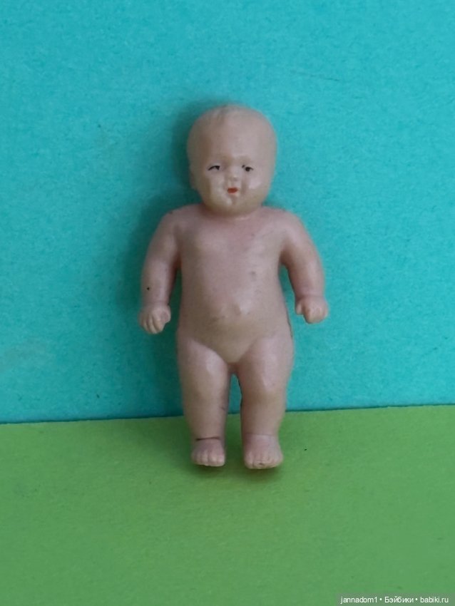 Редкий целлулоидный пупсик Minerva, высота 5 см (фото 6)