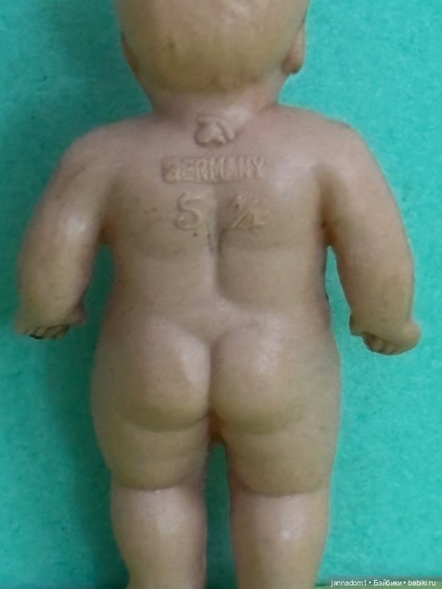 Редкий целлулоидный пупсик Minerva, высота 5 см (фото 3)