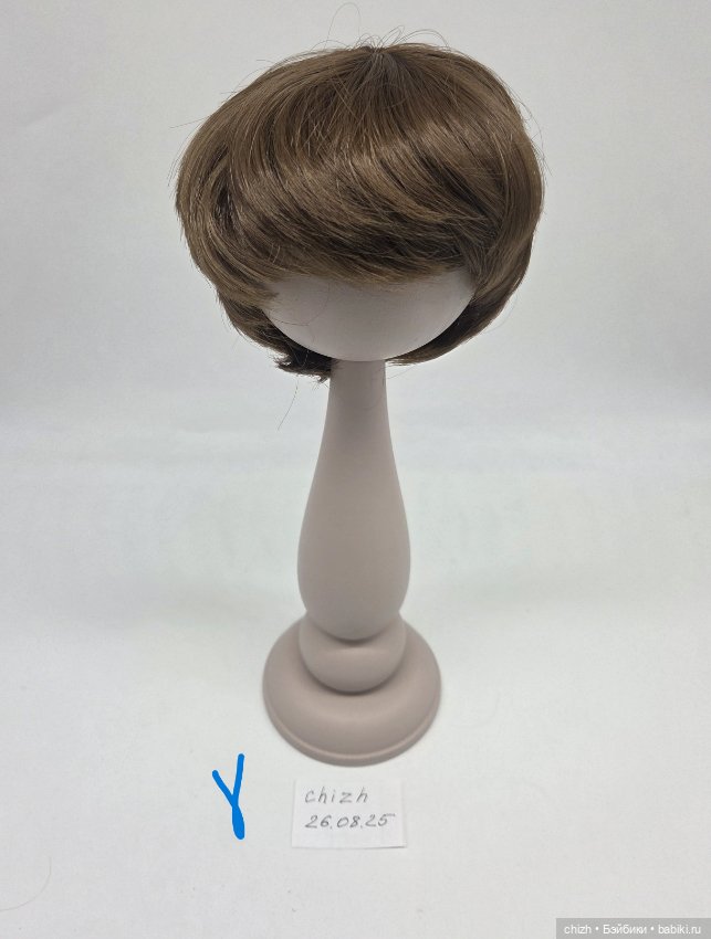 Парик для кукол, волосы короткие, цв.русый (10М), обхват головы 27 см, П-07 (фото 8)