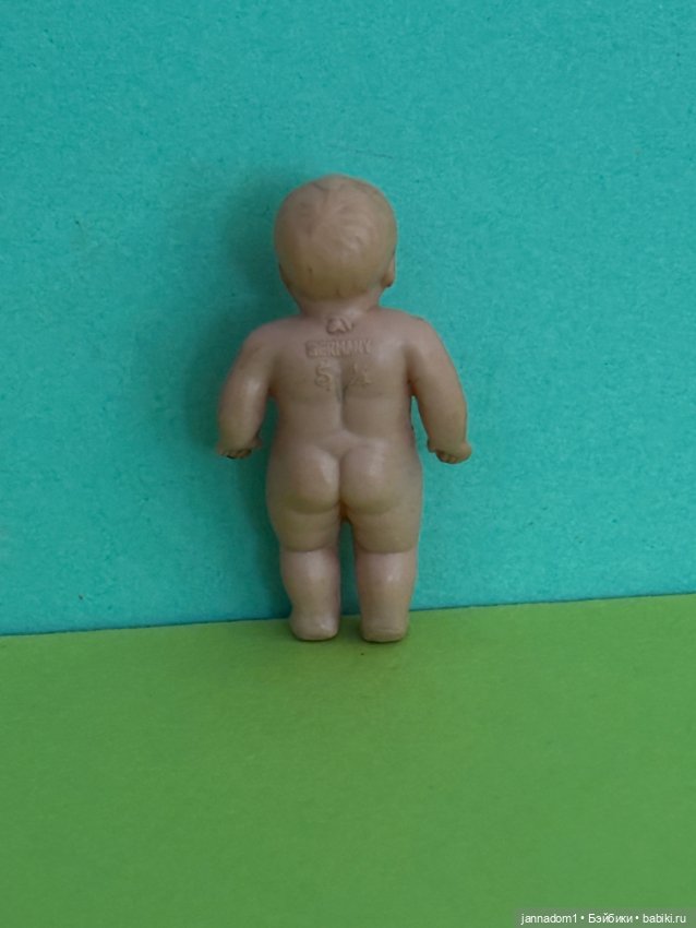 Редкий целлулоидный пупсик Minerva, высота 5 см (фото 2)