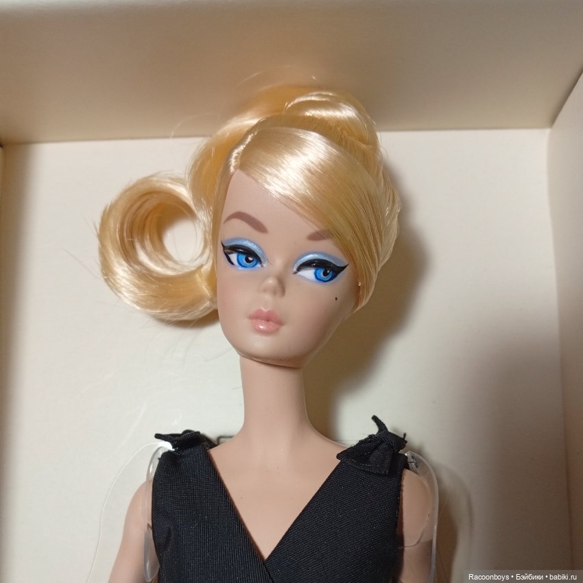 Silkstone Barbie — Фэшн (фото 2)