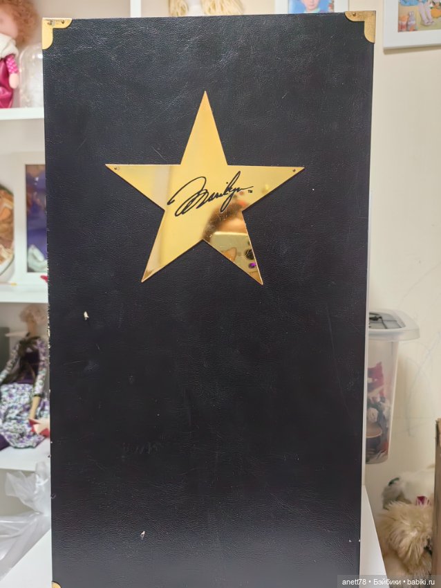 Шкаф - Гардероб для кукол Франклина Минта