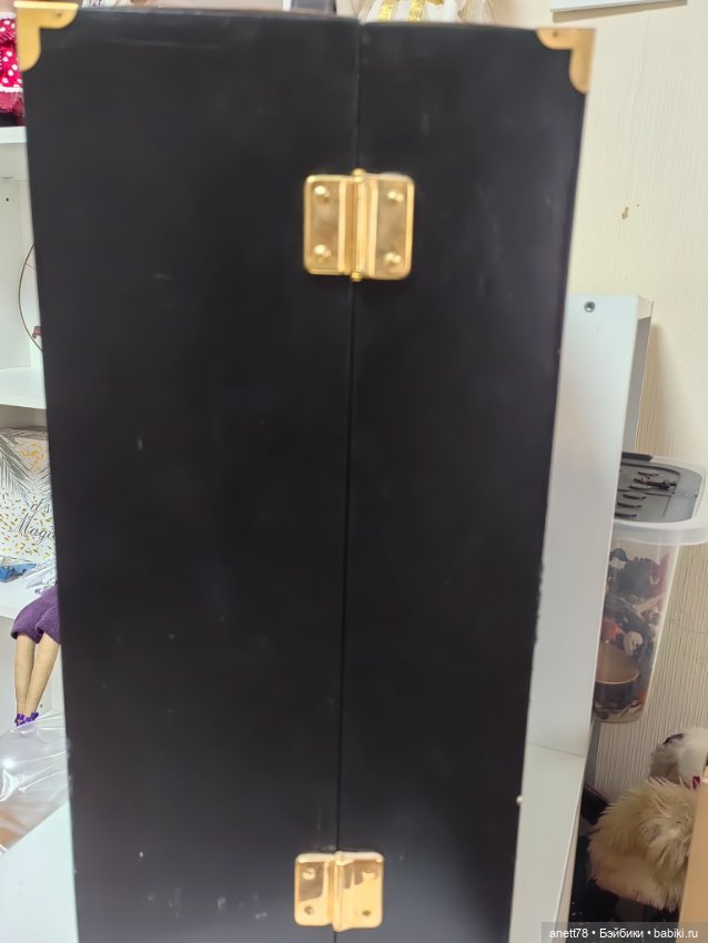 Шкаф - Гардероб для кукол Франклина Минта (фото 2)