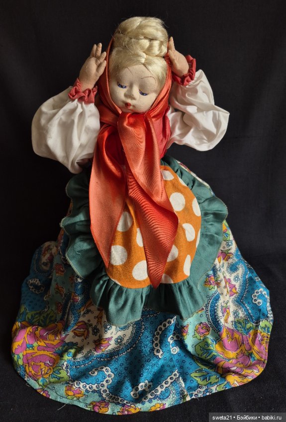 Кукла-грелка на чайник СССР