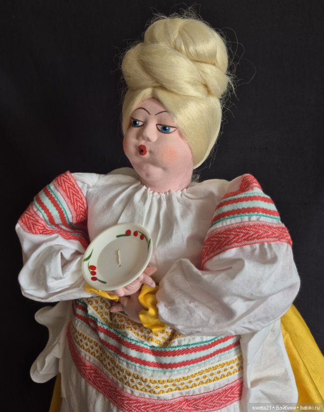Кукла-грелка на чайник СССР