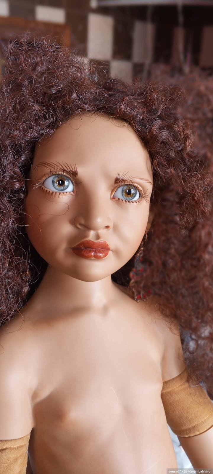 Шикарная Ulia found от Philip Heath