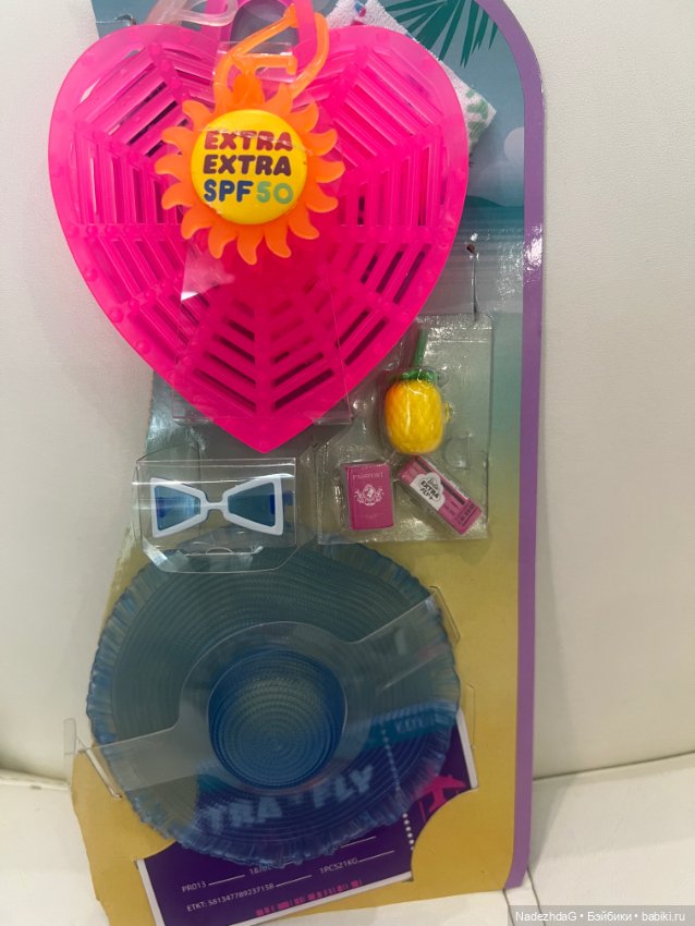 Аксессуары Барби Экстра — Шляпы (фото 3)