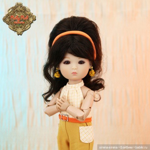 Аутфит, парик, сумочка от мини Тен Пинг от Руби Ред 20 см (фото 10)