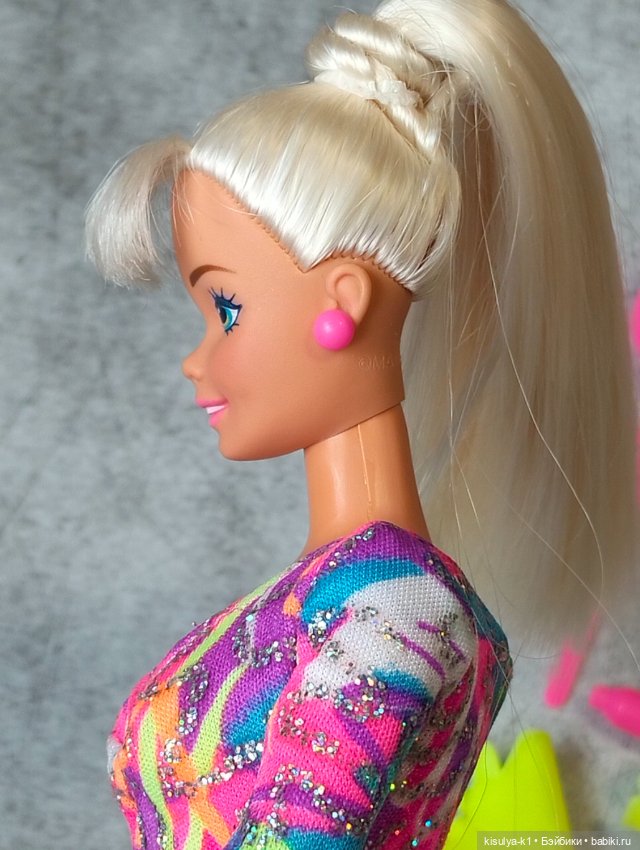 Hot skating Barbie — Игровые куклы (фото 3)