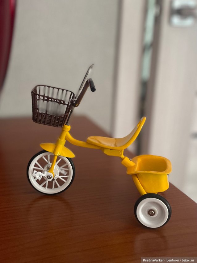 Велосипед желтый для кукол формата 1/6 (фото 2)