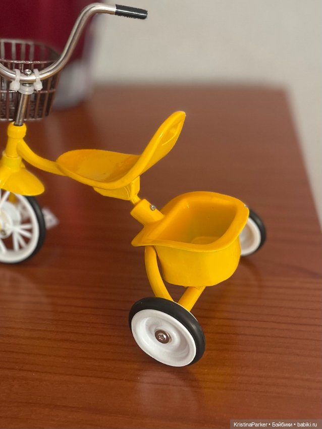Велосипед желтый для кукол формата 1/6 (фото 3)