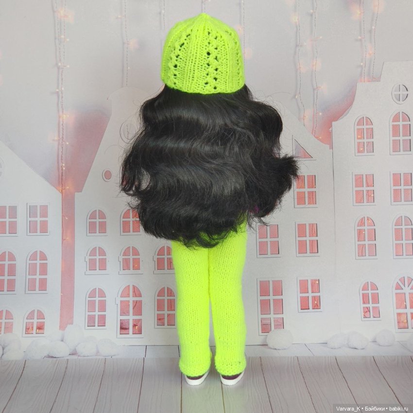 Vidal Rojas, кукла Элизабет в ярком костюме, 41 см