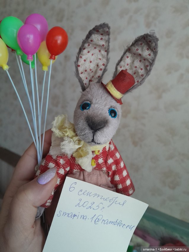 Зайка, продавец шаров — Авторские игрушки (фото 6)