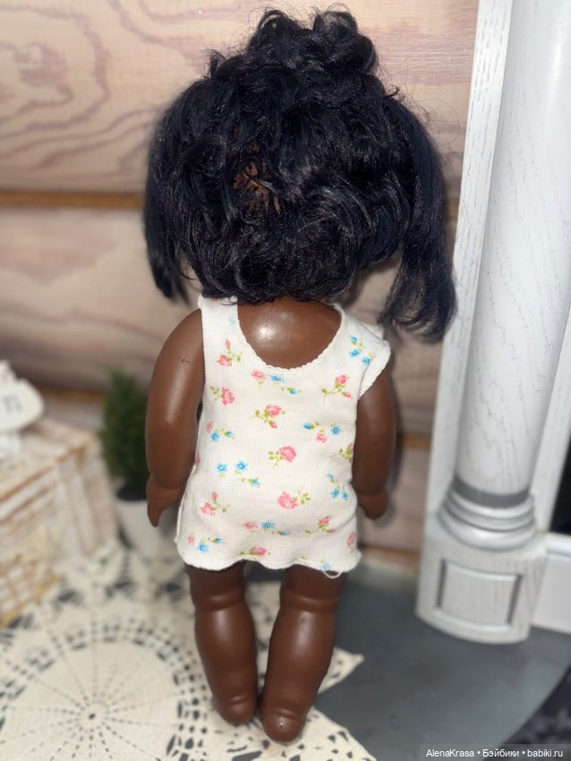 Кукла бигги с двумя хвостиками прядками (фото 2)