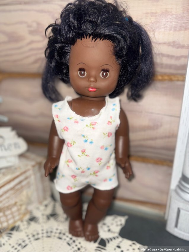 Кукла бигги с двумя хвостиками прядками