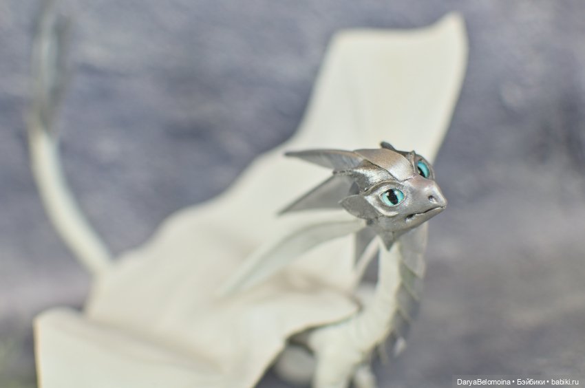 Бело-серебряный дракон — Авторские игрушки (фото 7)