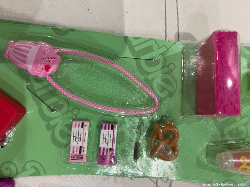 Аутфит Barbie rewind 80s movie night (фото 7)