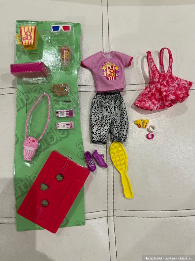 Аутфит Barbie rewind 80s movie night