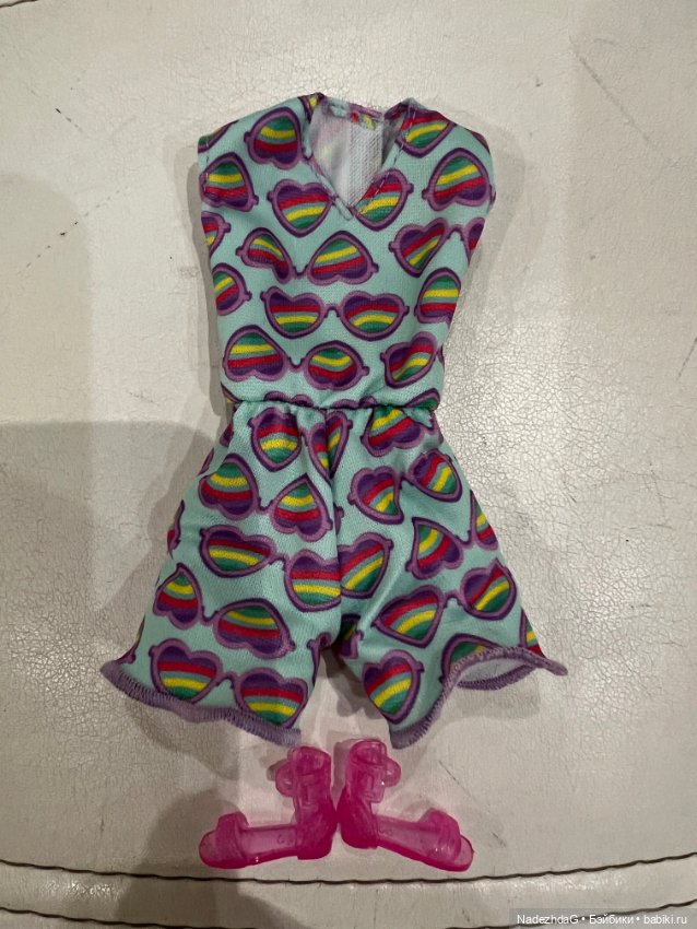 Аутфит Барби на коляске — Одежда для кукол