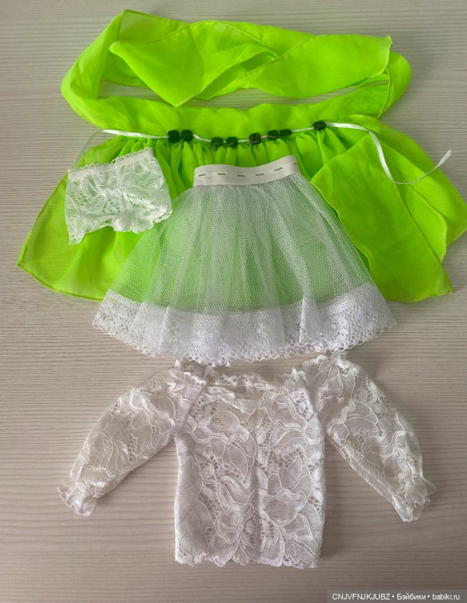 Лот одежды и обуви для Готц