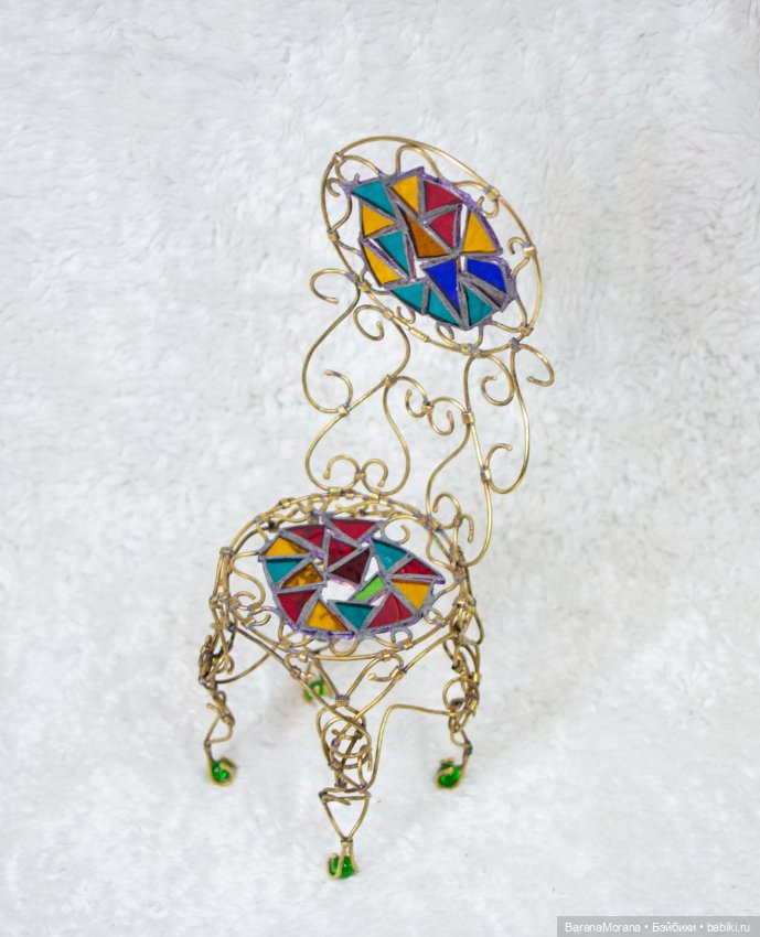 Миниатюра кованый стул с витражом для куклы 1/4 (фото 2)